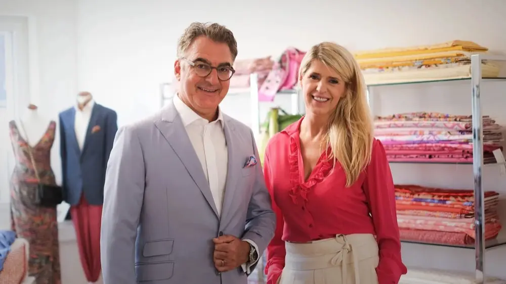 <de>Christian Jungen im Massanzug</de><en>Christian Jungen in bespoke</en>